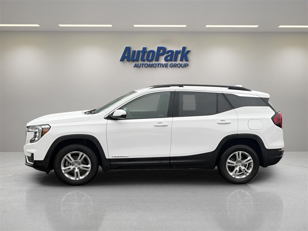 Used 2023 GMC Terrain SLE SUV