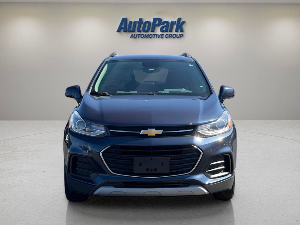Used 2019 Chevrolet Trax LT with VIN 3GNCJLSB8KL313403 for sale in La Porte, IN