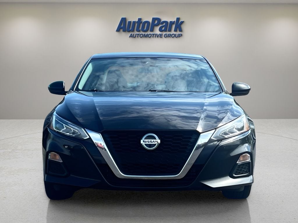 Used 2022 Nissan Altima SV with VIN 1N4BL4DV4NN353208 for sale in La Porte, IN