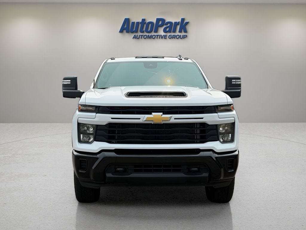 Used 2025 Chevrolet Silverado 2500 HD Custom Truck Crew Cab