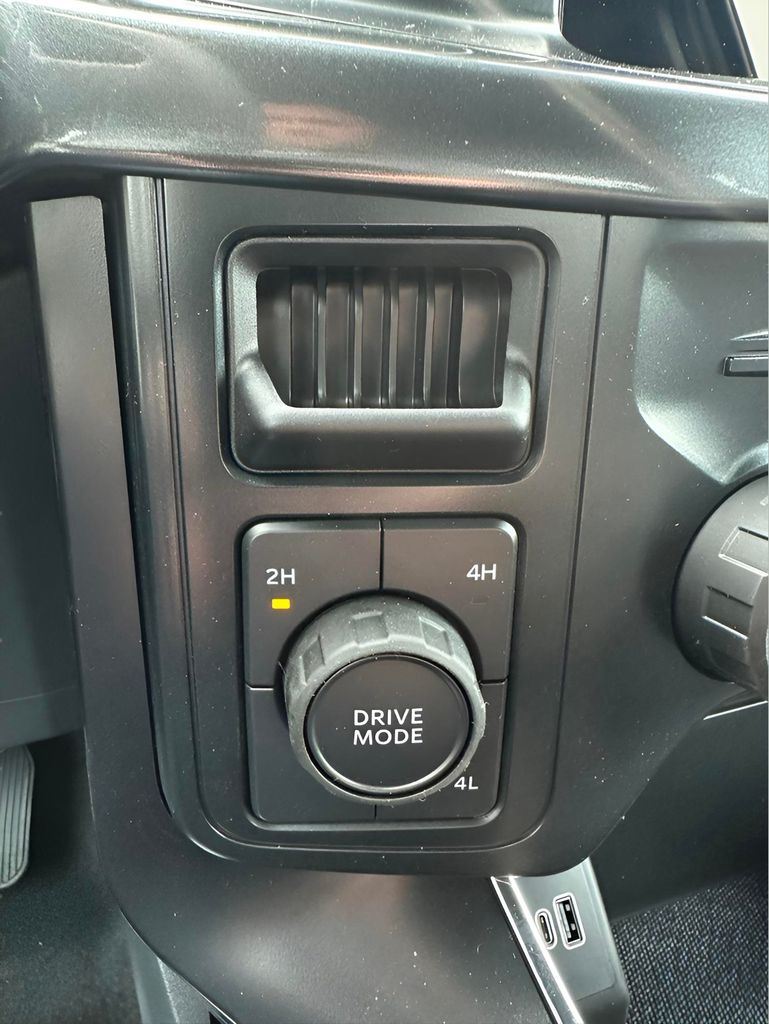 2025 Ford F-150 STX - Photo 22