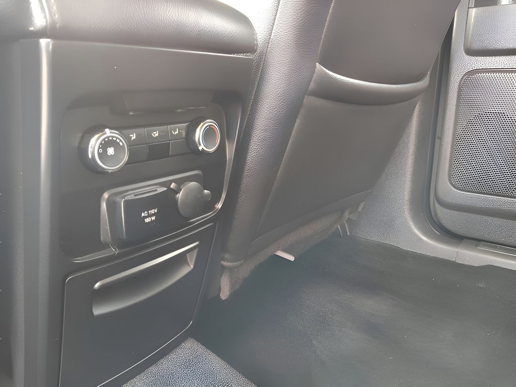 2019 Ford Flex Limited - Photo 28