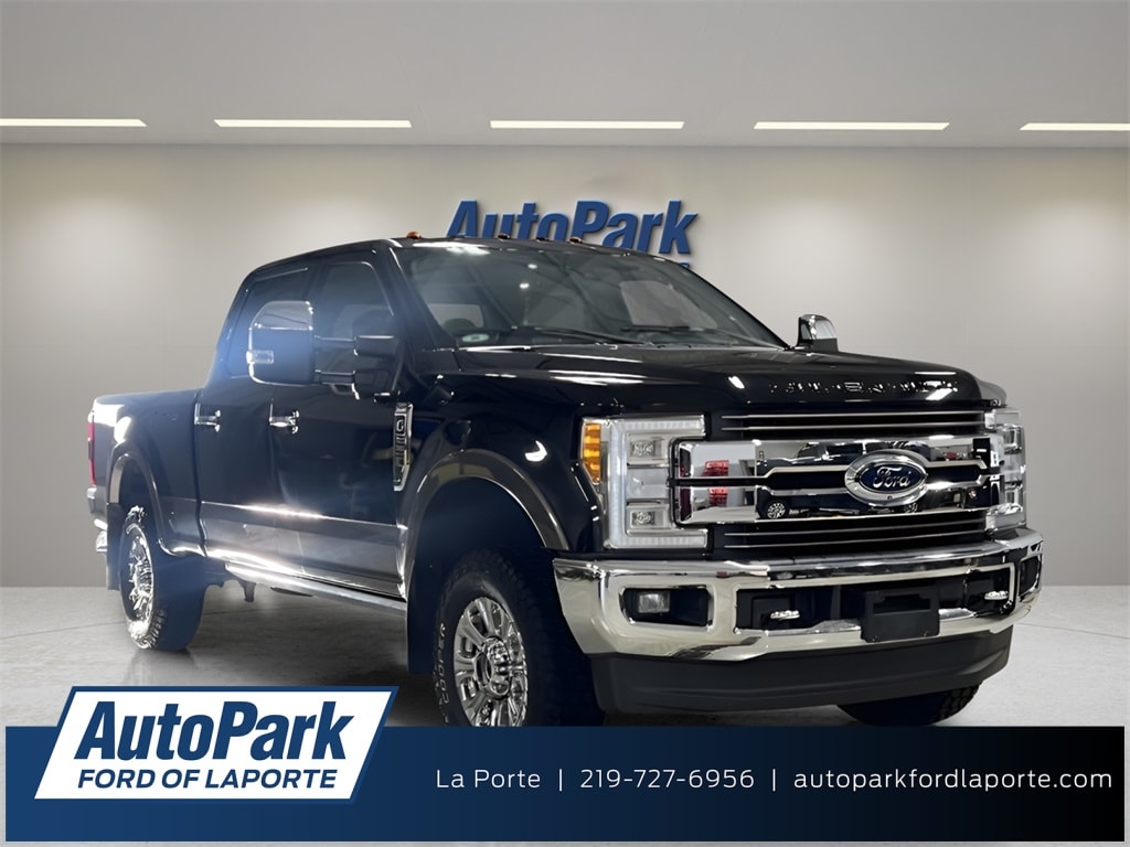 2017 Ford F-250 Truck Crew Cab 