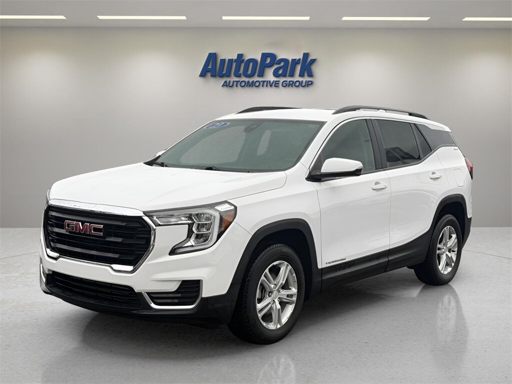Used 2023 GMC Terrain SLE SUV