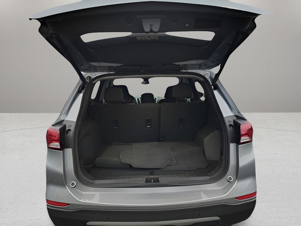 2024 Chevrolet Equinox LT - Photo 9