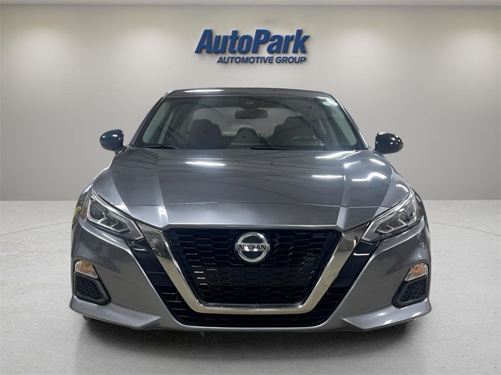 Used 2020 Nissan Altima 2.5 SR Sedan