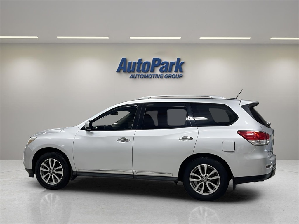 Used 2013 Nissan Pathfinder SL SUV