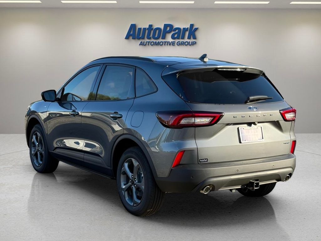 2026 Ford Escape ST-Line Select - Photo 5