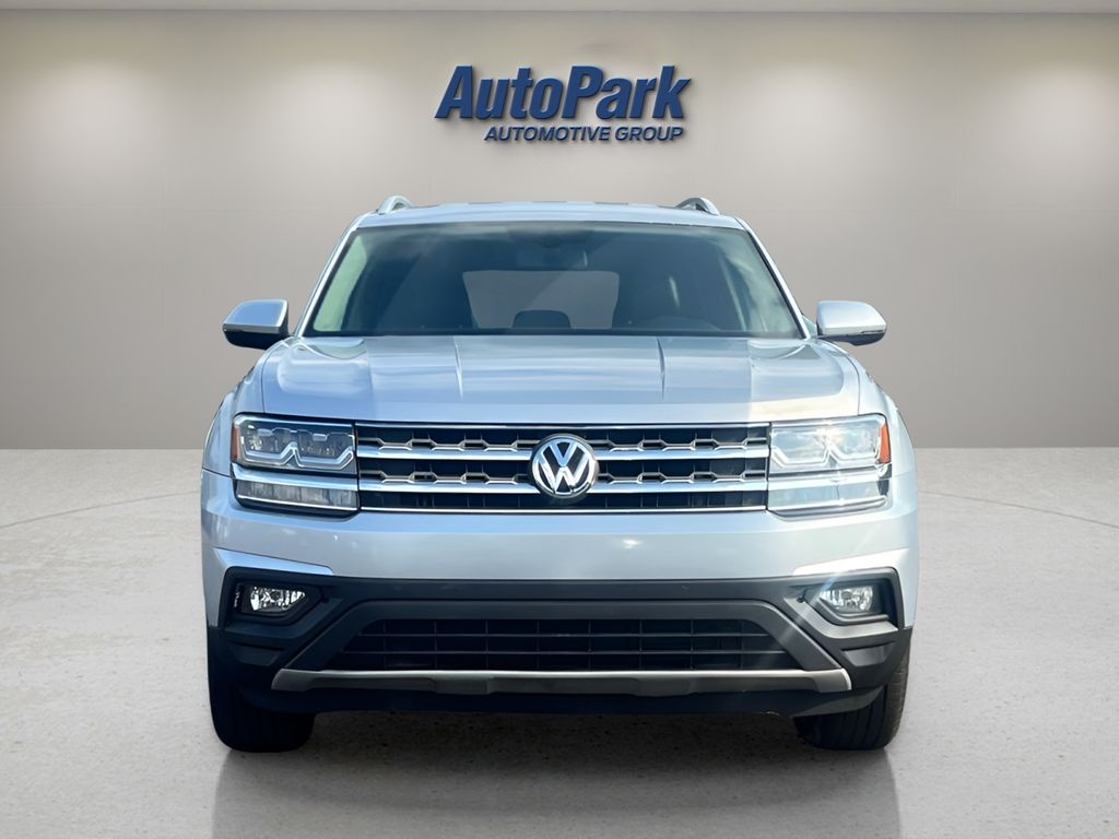 Used 2018 Volkswagen Atlas SE with VIN 1V2KR2CA4JC571634 for sale in La Porte, IN
