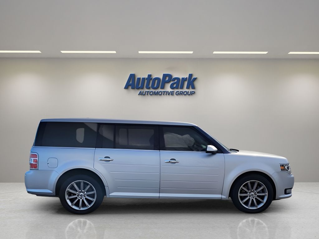 2019 Ford Flex Limited - Photo 8