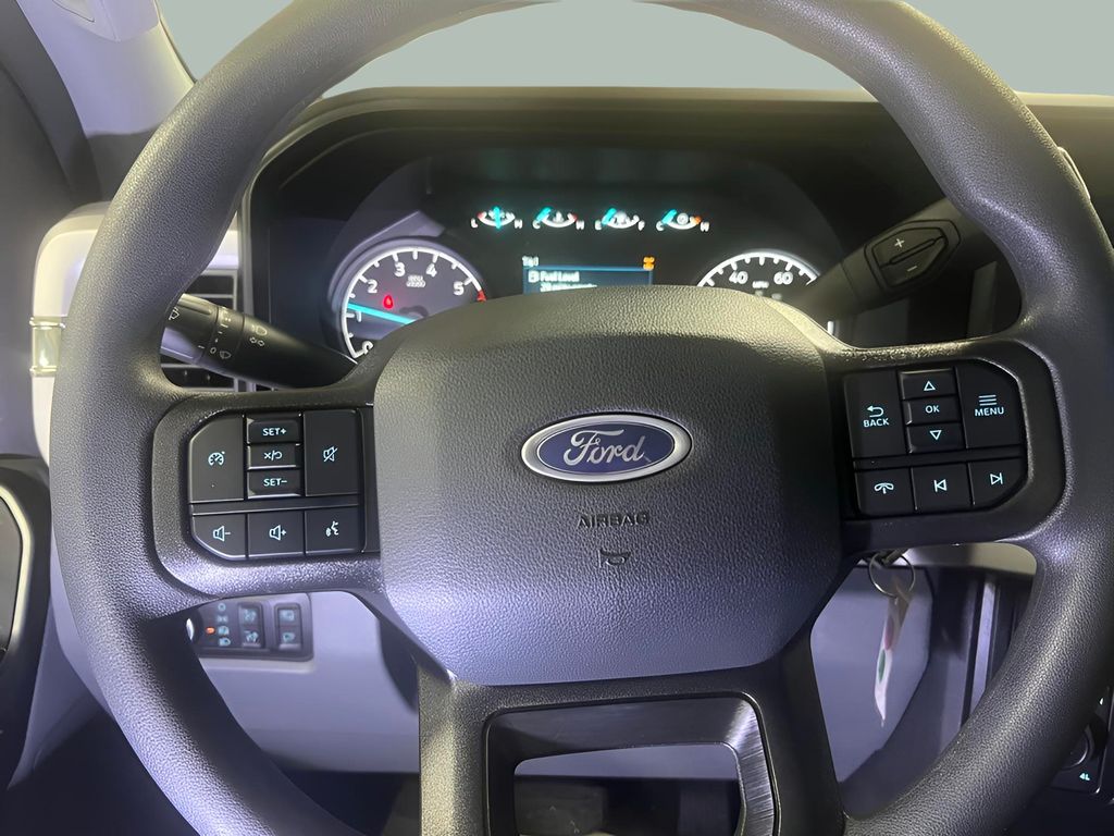 2026 Ford F-350 Super Duty XLT - Photo 25