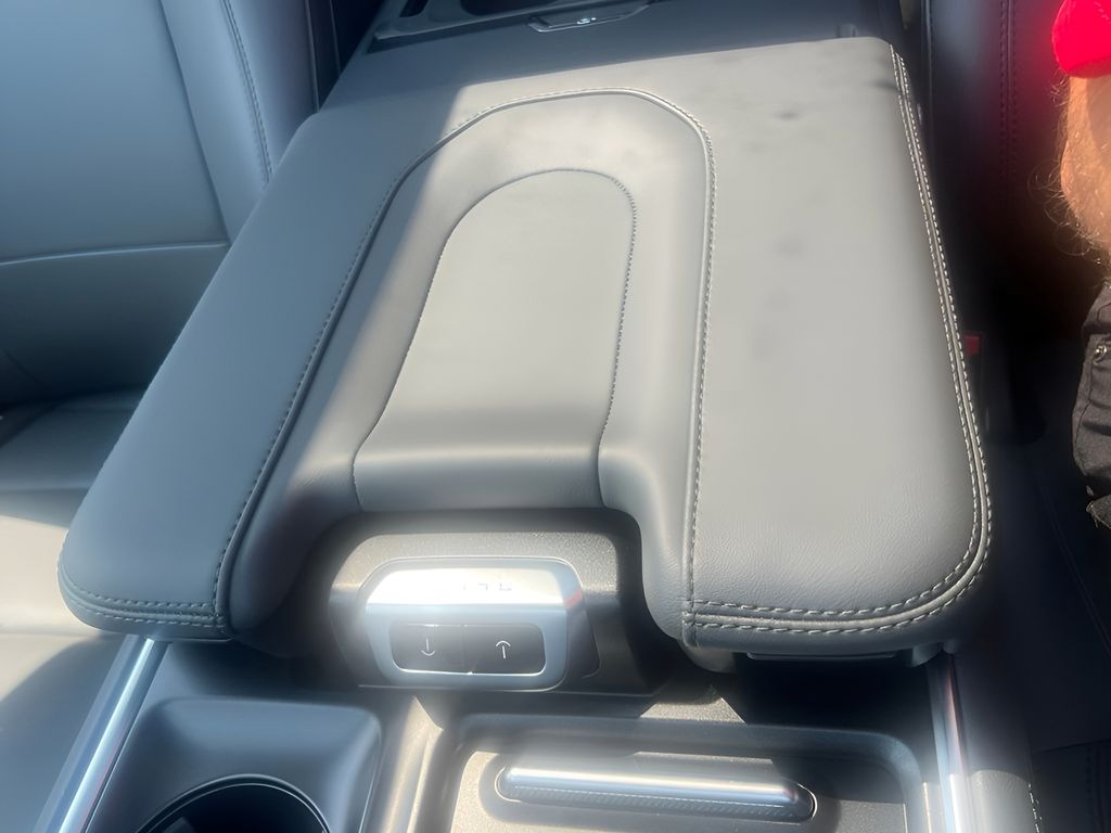 2027 Ford Expedition Active - Photo 28