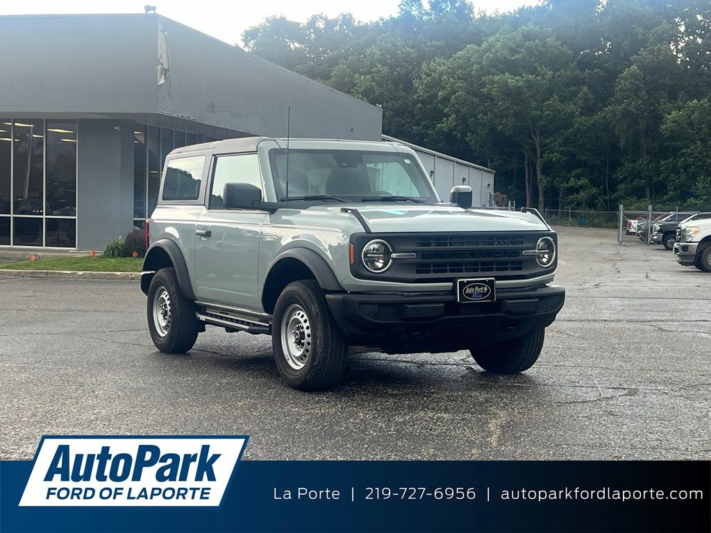 2022 Ford Bronco Base 4x4's photo