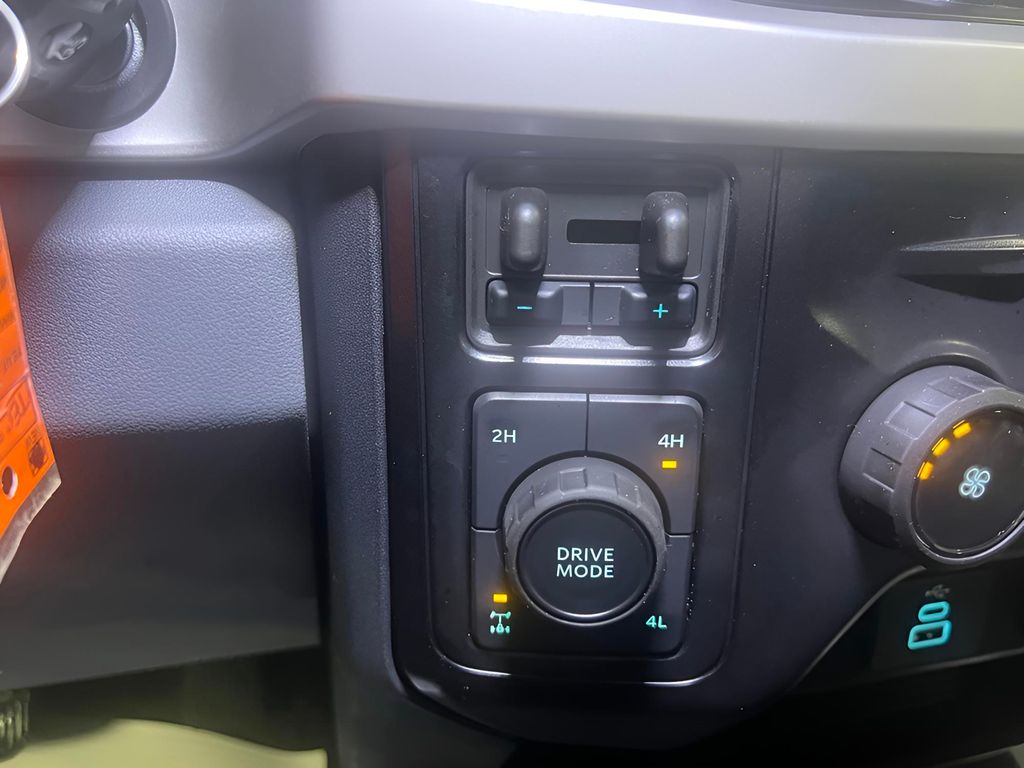 2026 Ford F-350 Super Duty XLT - Photo 33