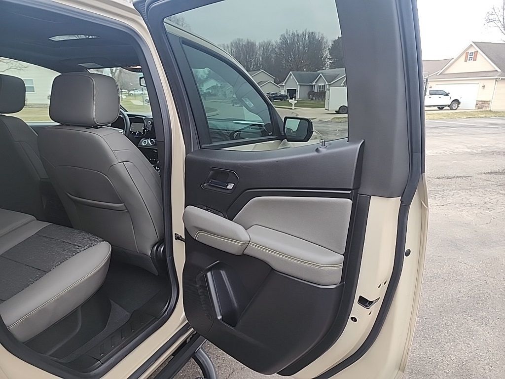 2024 Chevrolet Colorado ZR2 - Photo 10