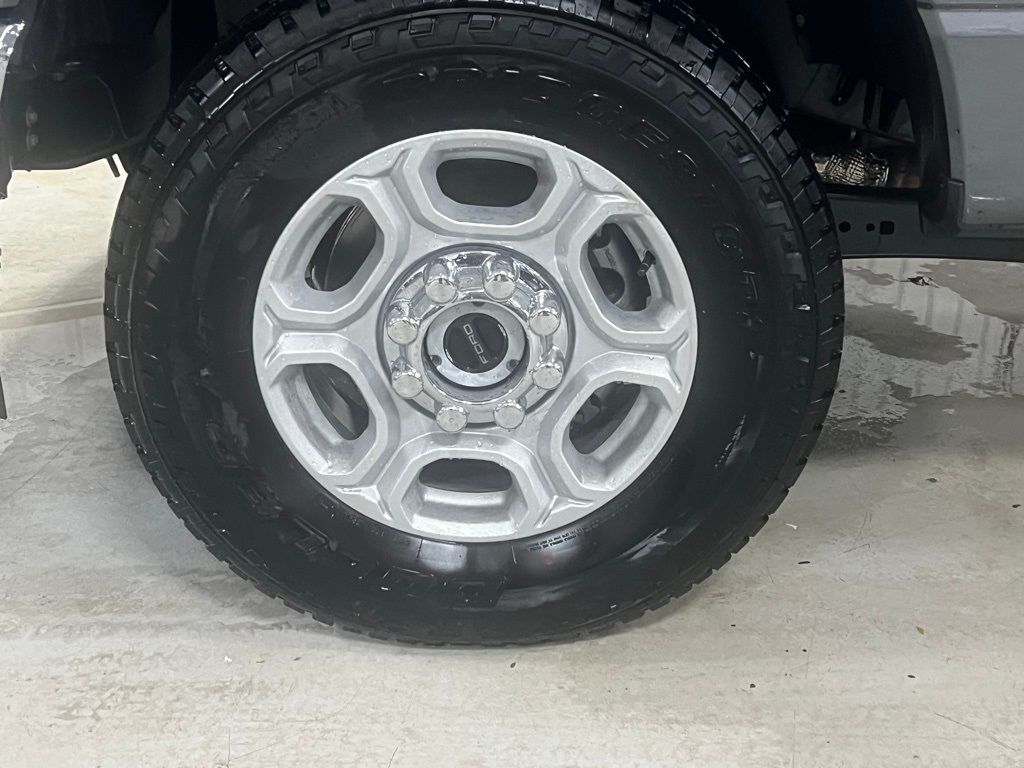 2026 Ford F-350 Super Duty XLT - Photo 9