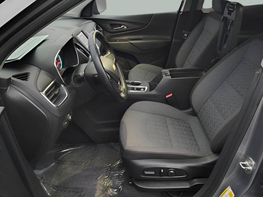 2024 Chevrolet Equinox LT - Photo 13