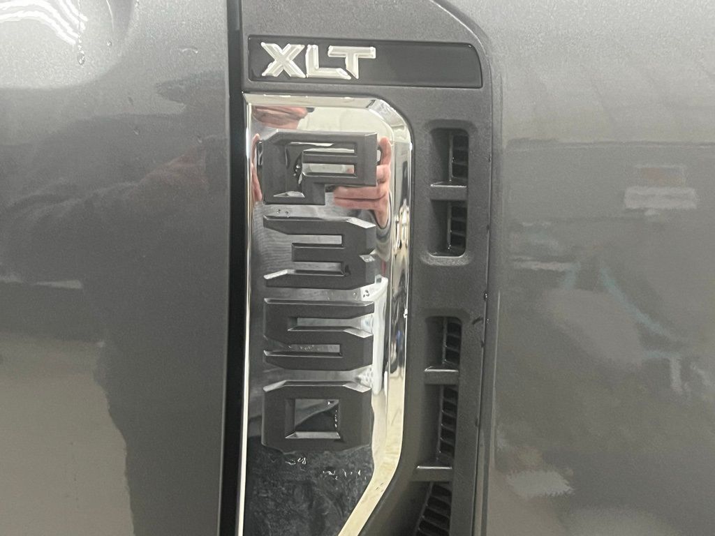2026 Ford F-350 Super Duty XLT - Photo 18