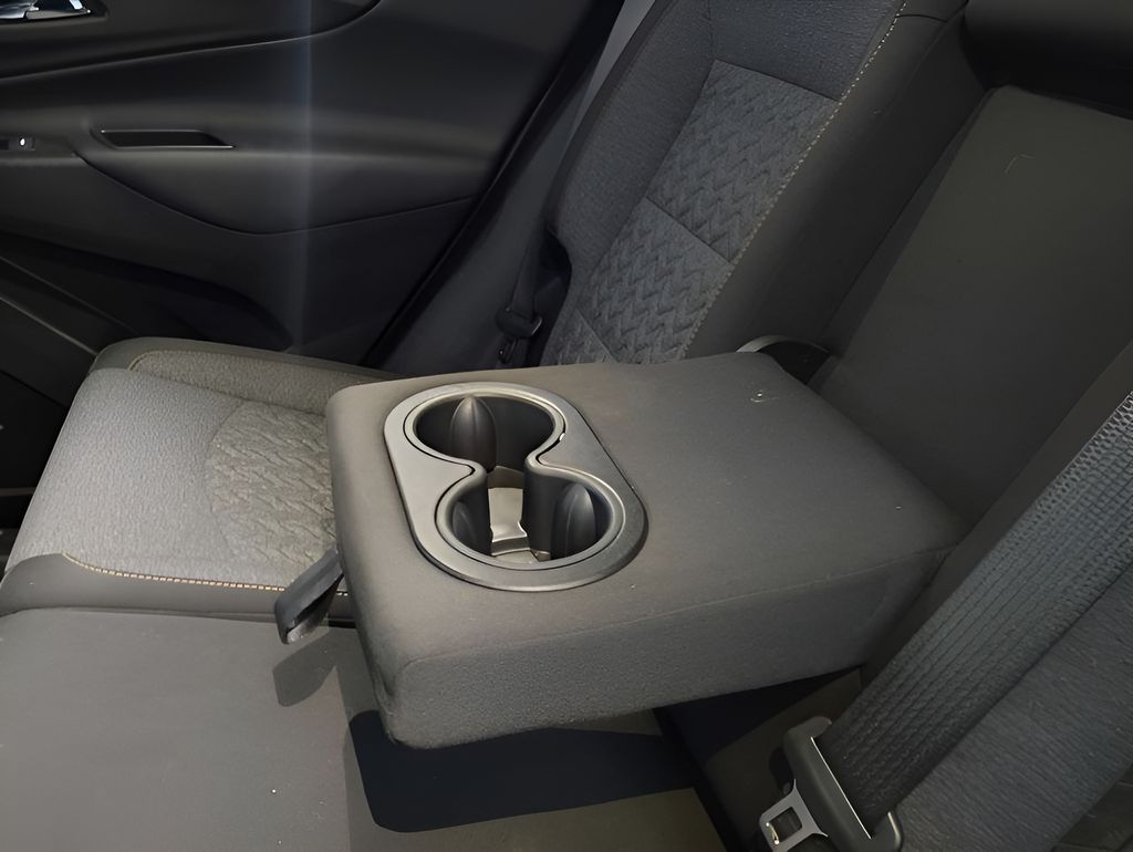 2024 Chevrolet Equinox LT - Photo 27