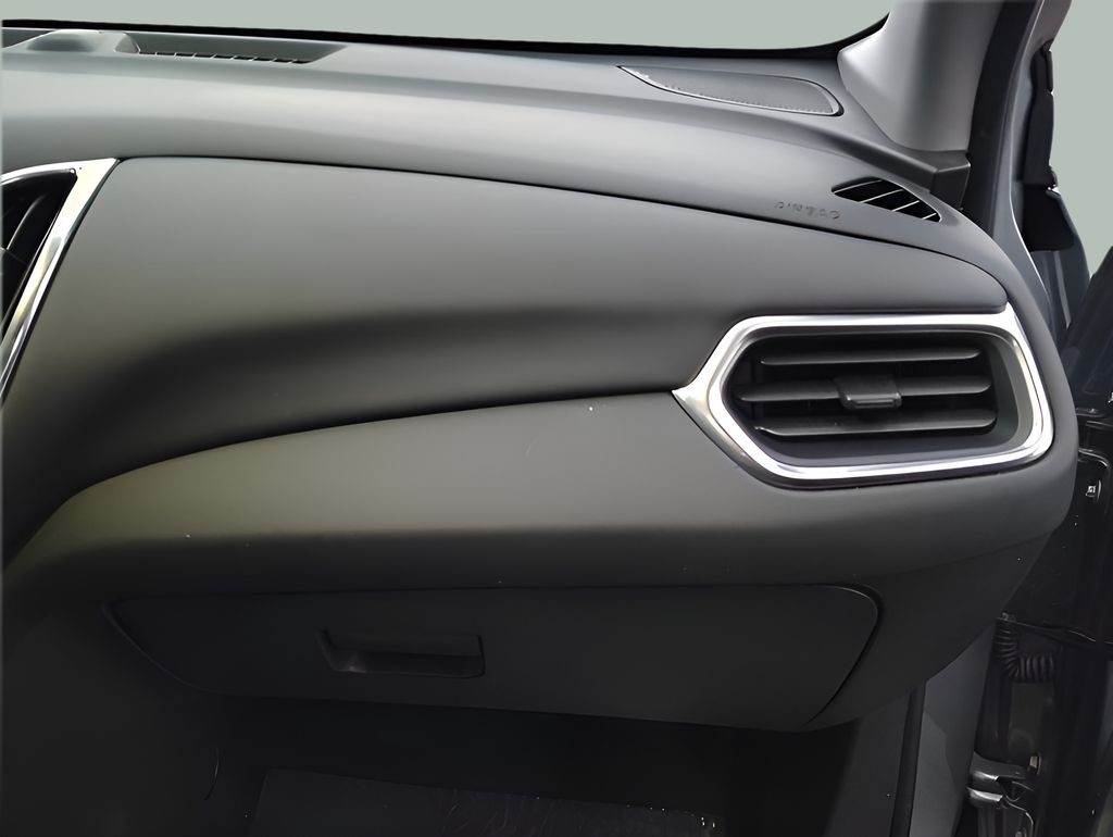 2024 Chevrolet Equinox LT - Photo 33