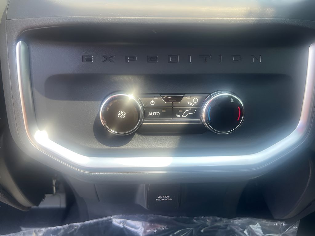 2027 Ford Expedition Active - Photo 35