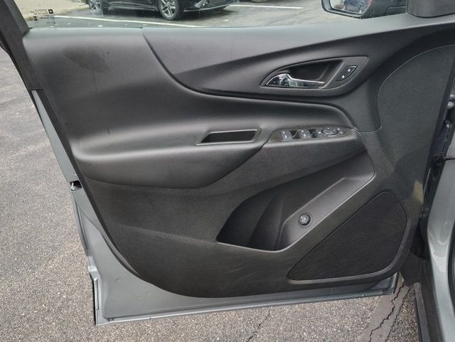 2024 Chevrolet Equinox LT - Photo 11