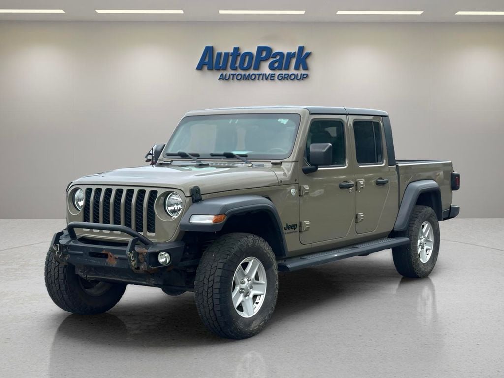 Used 2020 Jeep Gladiator Sport Truck Crew Cab