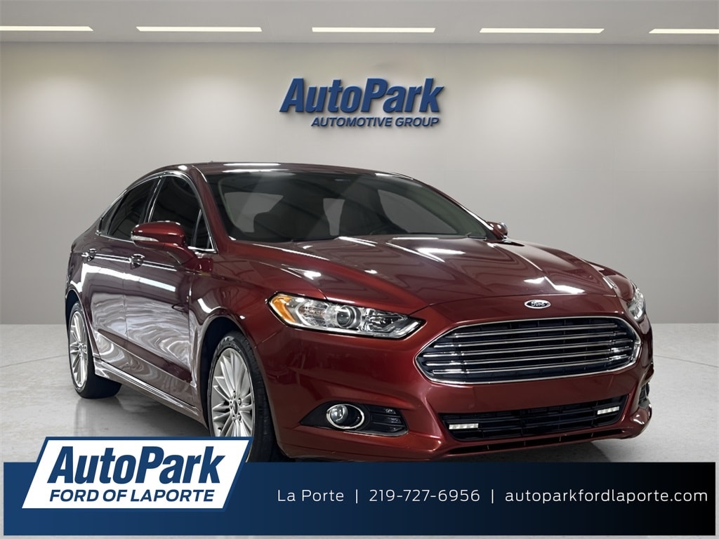 Used 2014 Ford Fusion SE Sedan