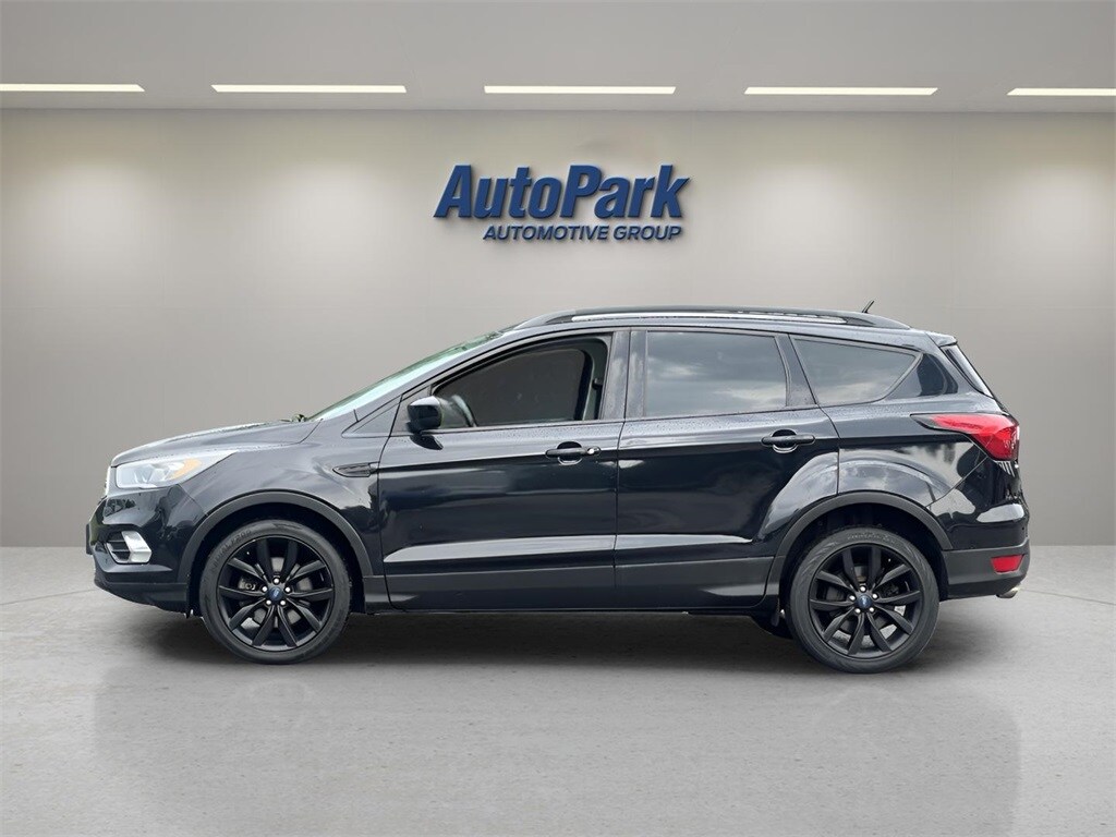 2019 Ford Escape SE photo 4
