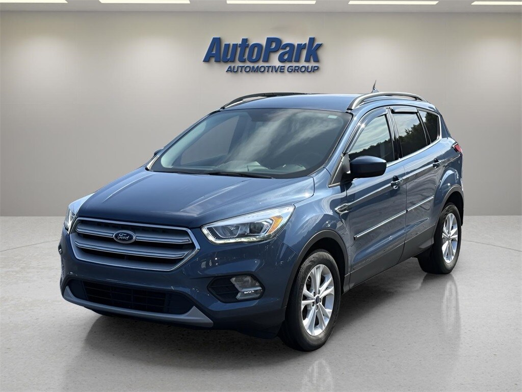 2018 Ford Escape SEL photo 2