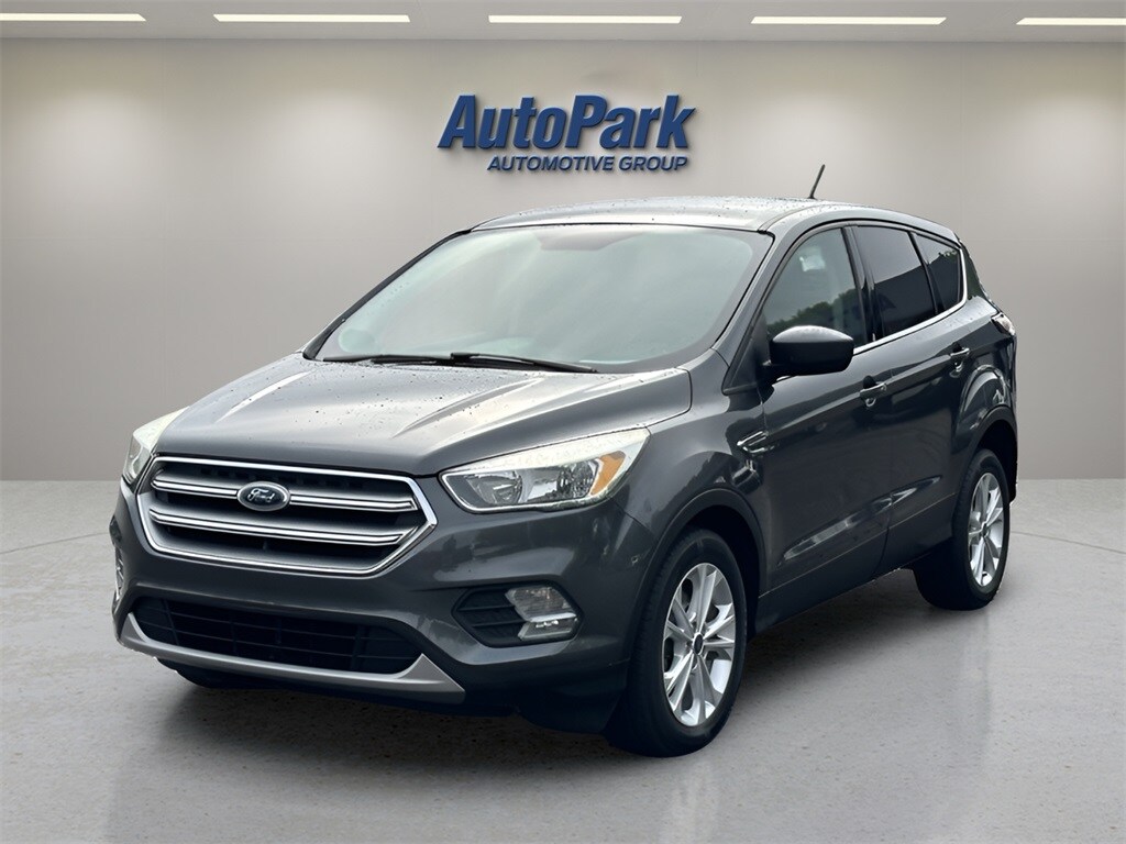 Used 2017 Ford Escape SE SUV