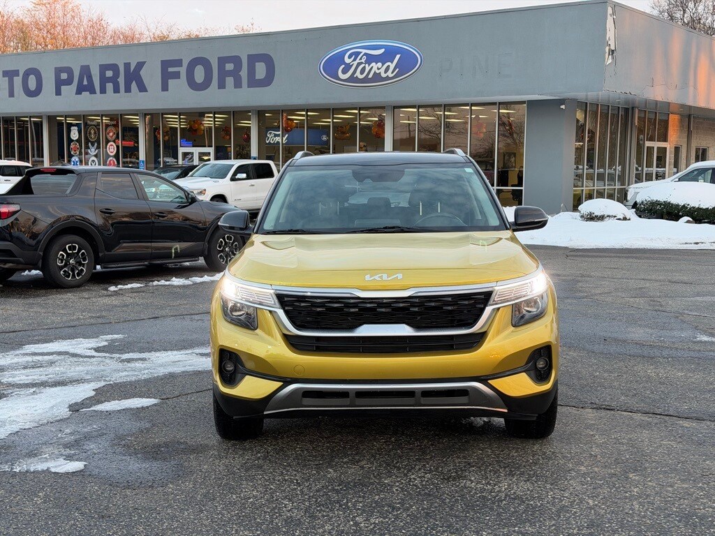 Used 2022 Kia Seltos S SUV