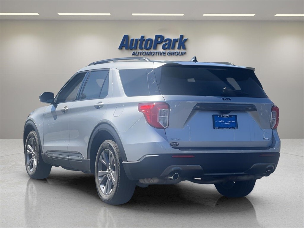 2022 Ford Explorer XLT photo 4