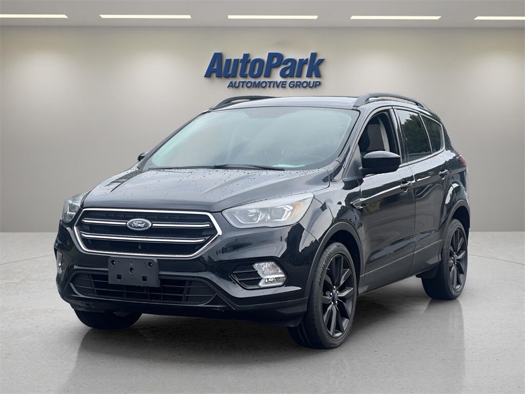 2019 Ford Escape SE photo 3