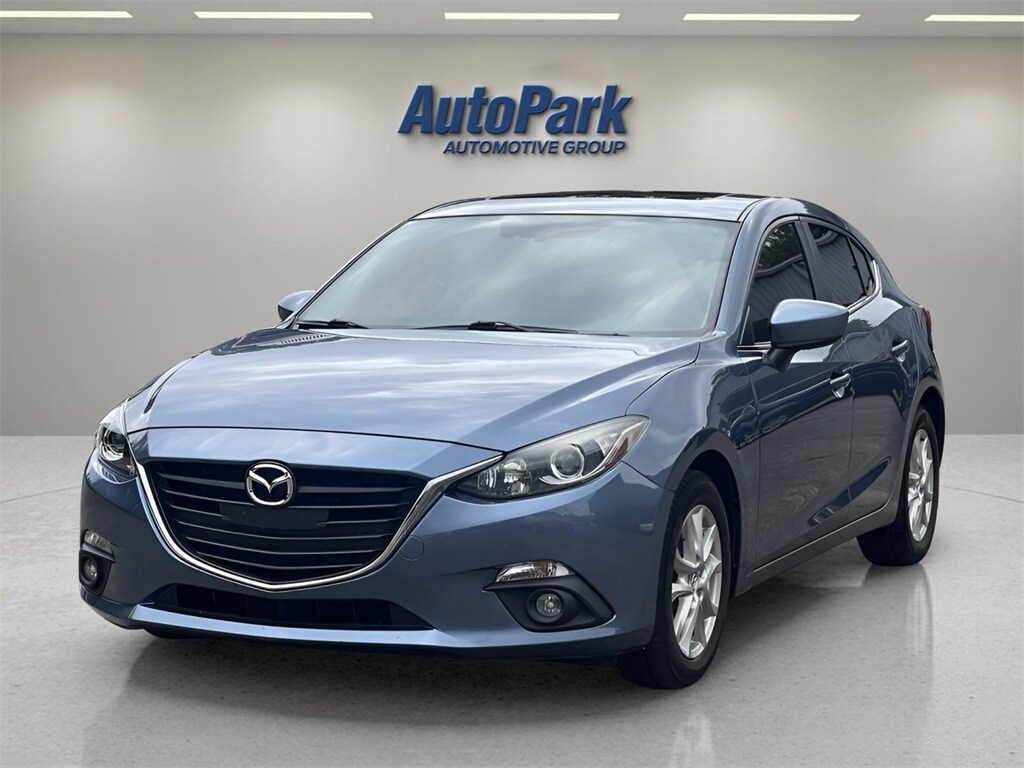 2016 Mazda Mazda3 Touring photo 3