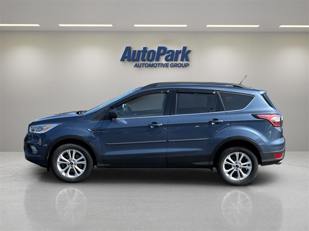 2018 Ford Escape SEL photo 3