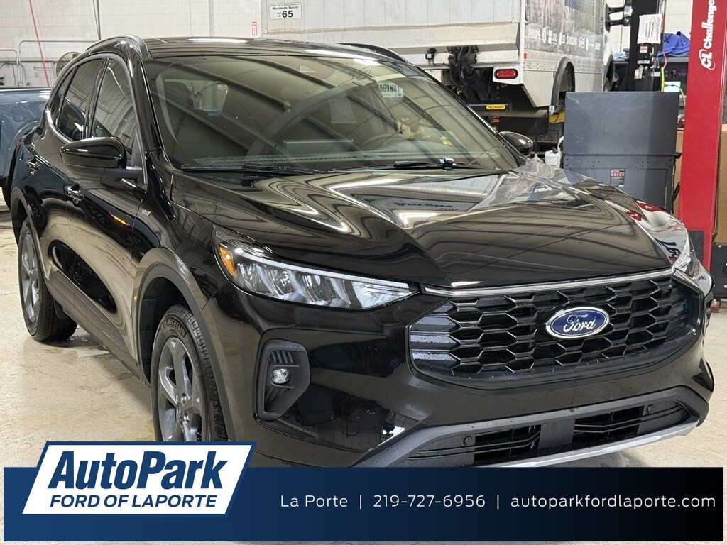 New 2026 Ford Escape ST-Line Select SUV