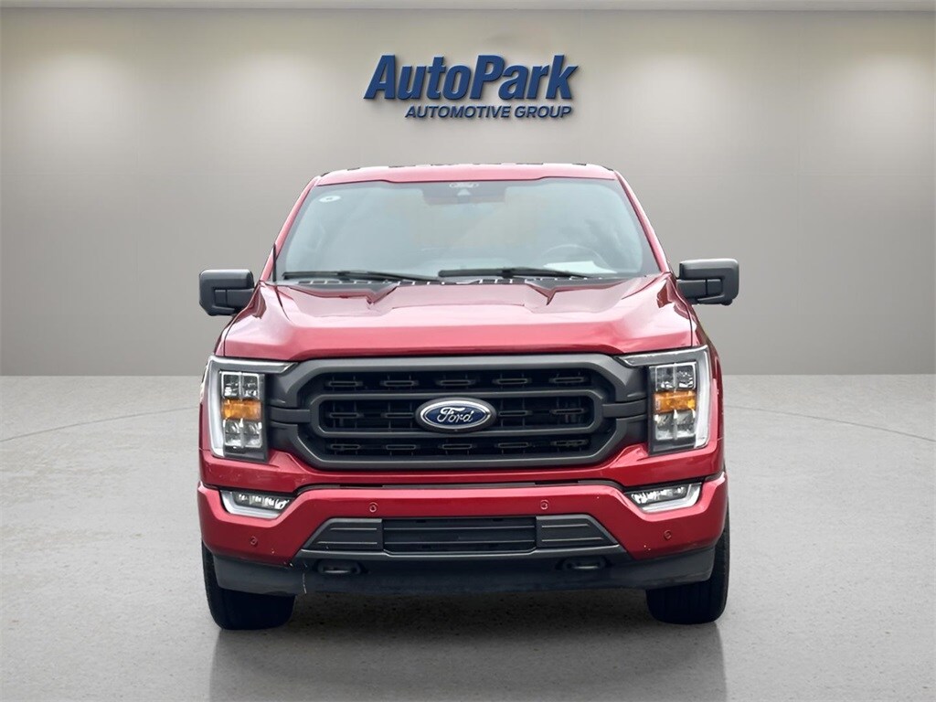 2022 Ford F-150 XLT photo 2