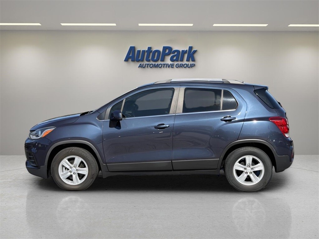2019 Chevrolet Trax LT photo 3