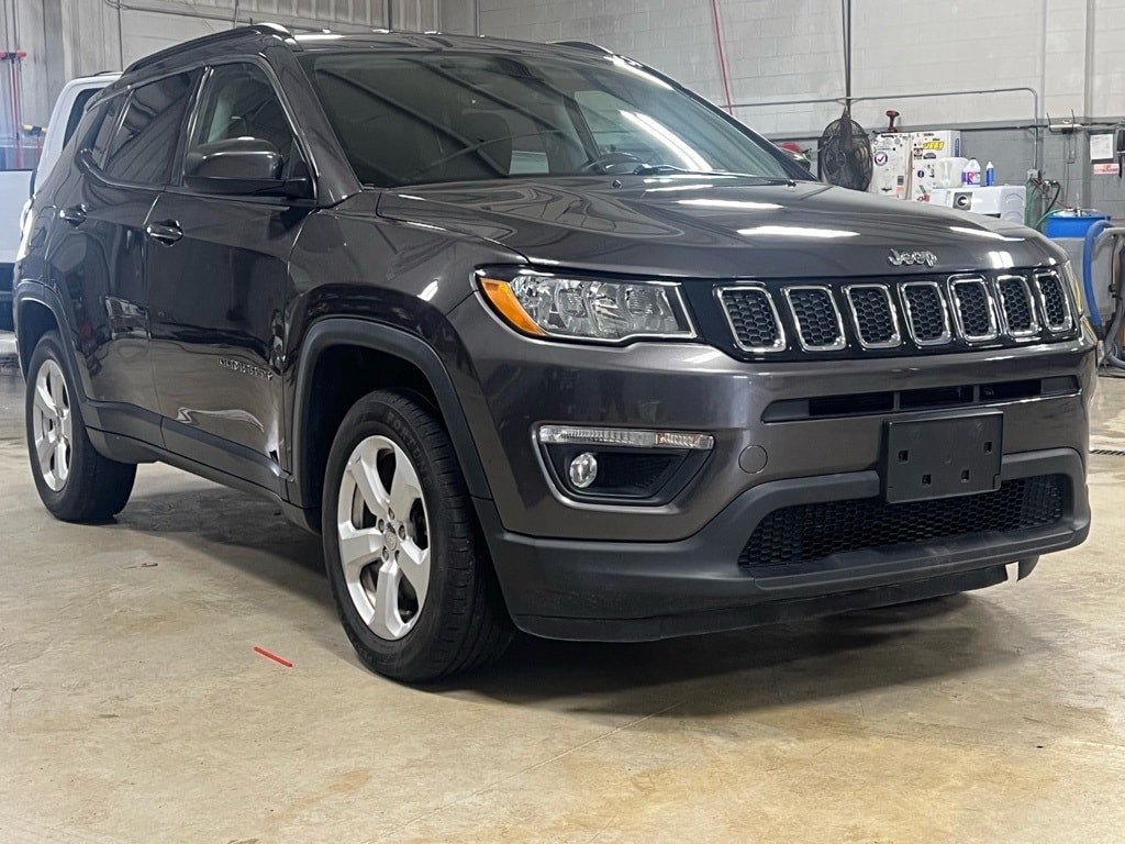 Used 2018 Jeep Compass Latitude 4x4 SUV