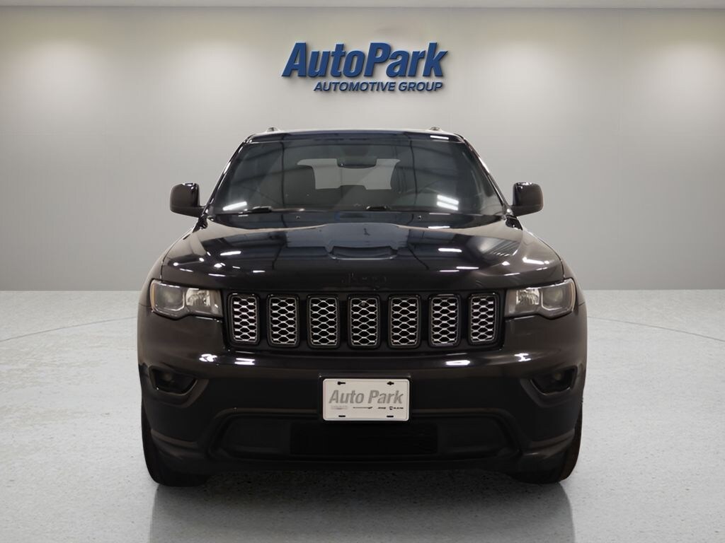 Used 2021 Jeep Grand Cherokee Laredo SUV