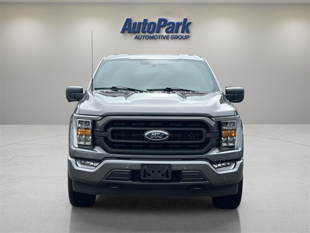 2023 Ford F-150 XLT photo 2