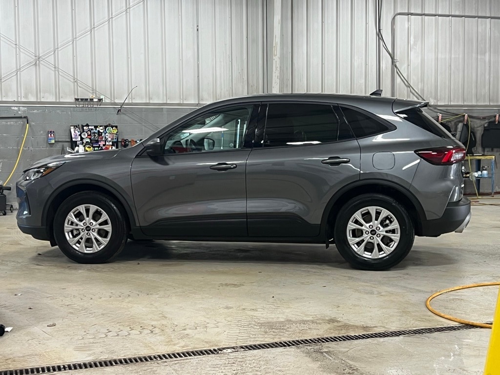 Used 2025 Ford Escape Active SUV