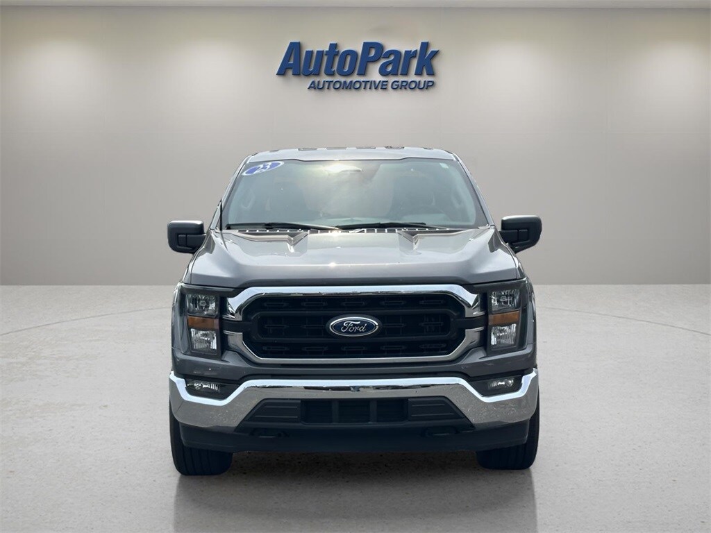 2023 Ford F-150 XLT photo 2