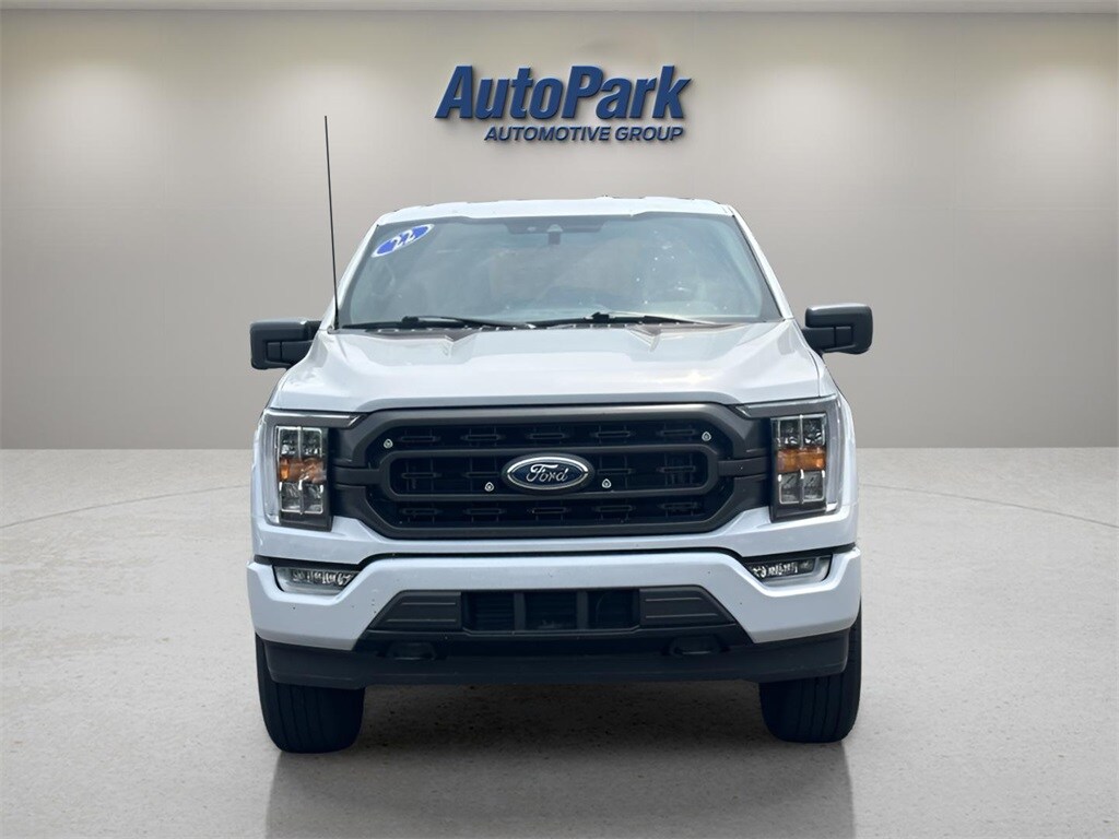 2022 Ford F-150 XLT photo 2
