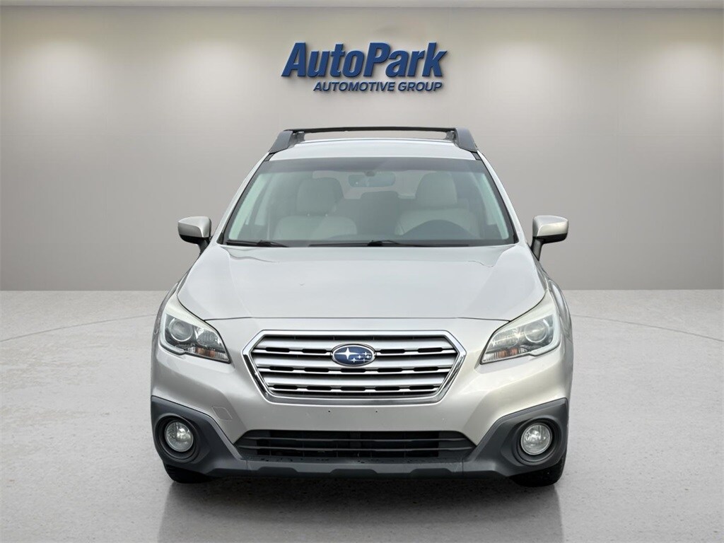 2017 Subaru Outback 2.5i Premium photo 2