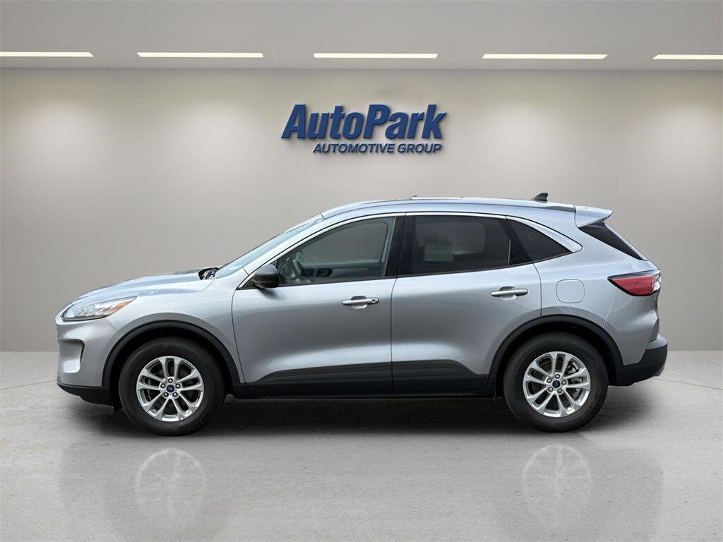 2022 Ford Escape SE photo 4