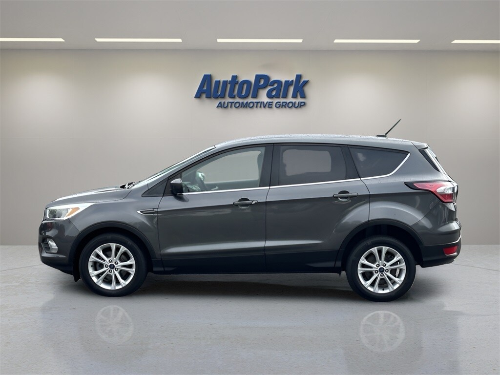 Used 2017 Ford Escape SE SUV