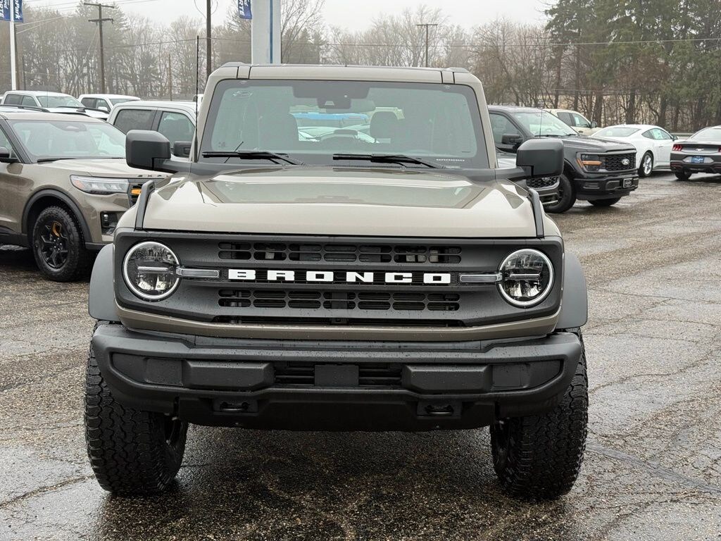 New 2026 Ford Bronco Base SUV
