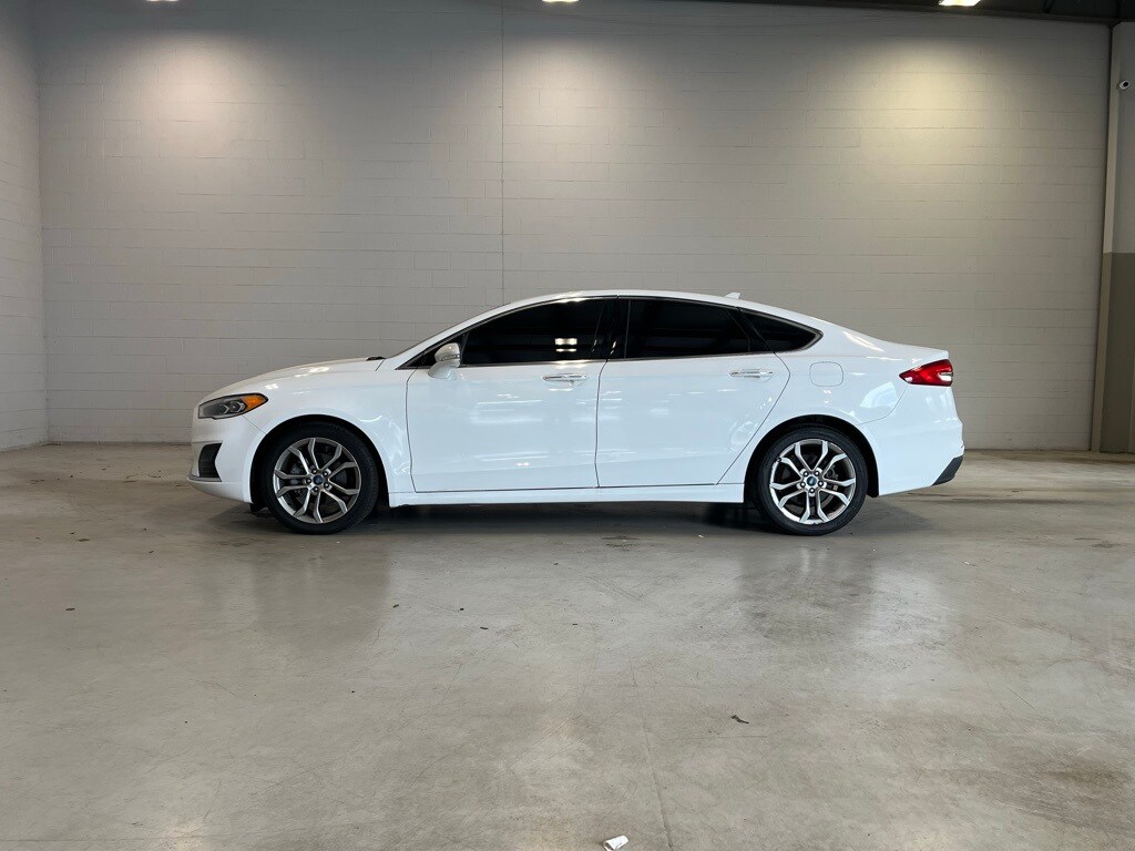 2019 Ford Fusion SEL photo 3